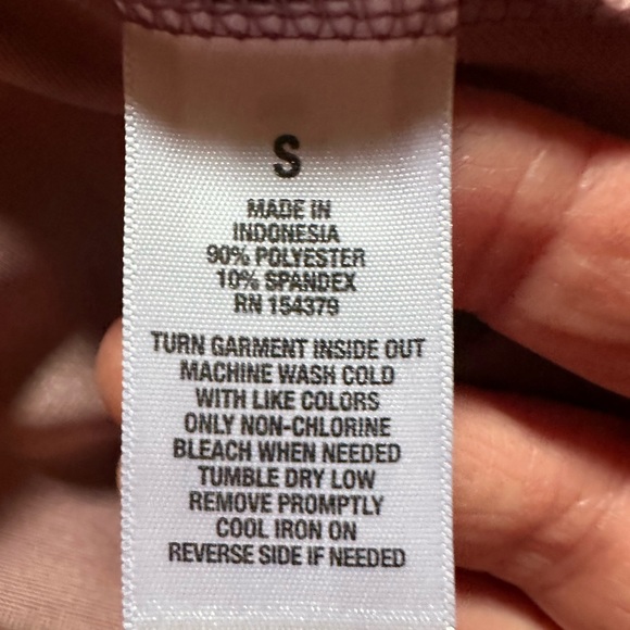 AéRopostale solid V-Wire fit and flare velvet dress size small - Picture 8 of 8